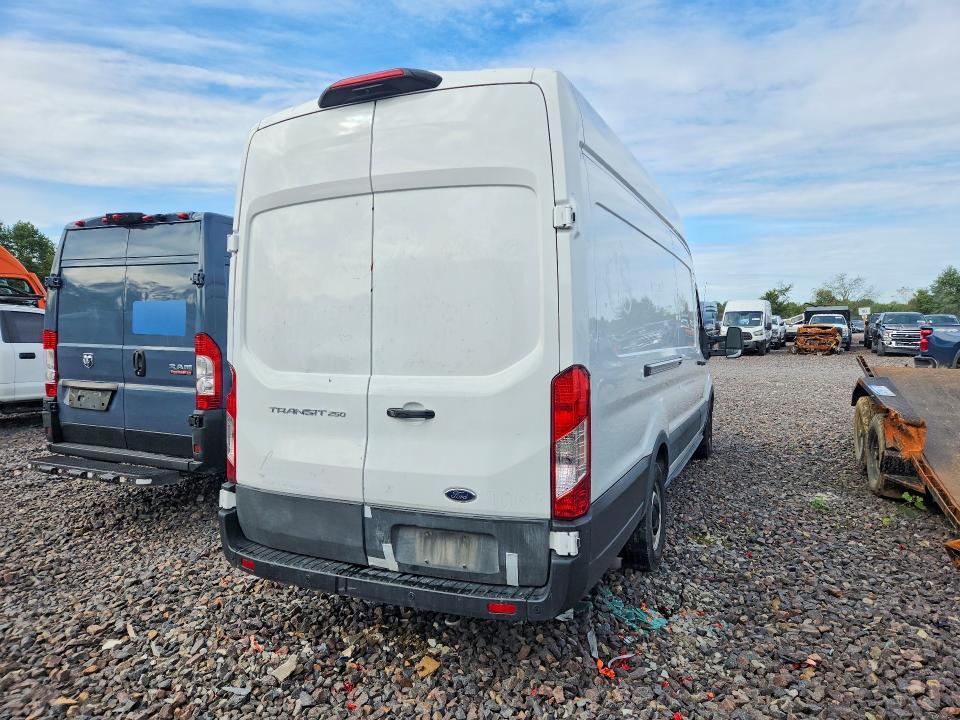 Продаж на аукціоні авто 2022 Ford Transit 250, vin: 1FTBR3XG5NKA53629, номер лоту: 69038936