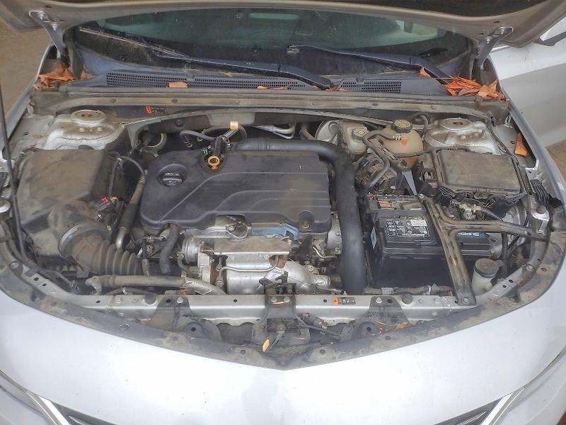 69247126 :رقم المزاد ، 1G1ZD5ST8JF135993 vin ، 2018 Chevrolet Malibu مزاد بيع