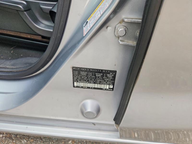 68547416 :رقم المزاد ، 3HGGK5H89JM721353 vin ، 2018 Honda Fit مزاد بيع