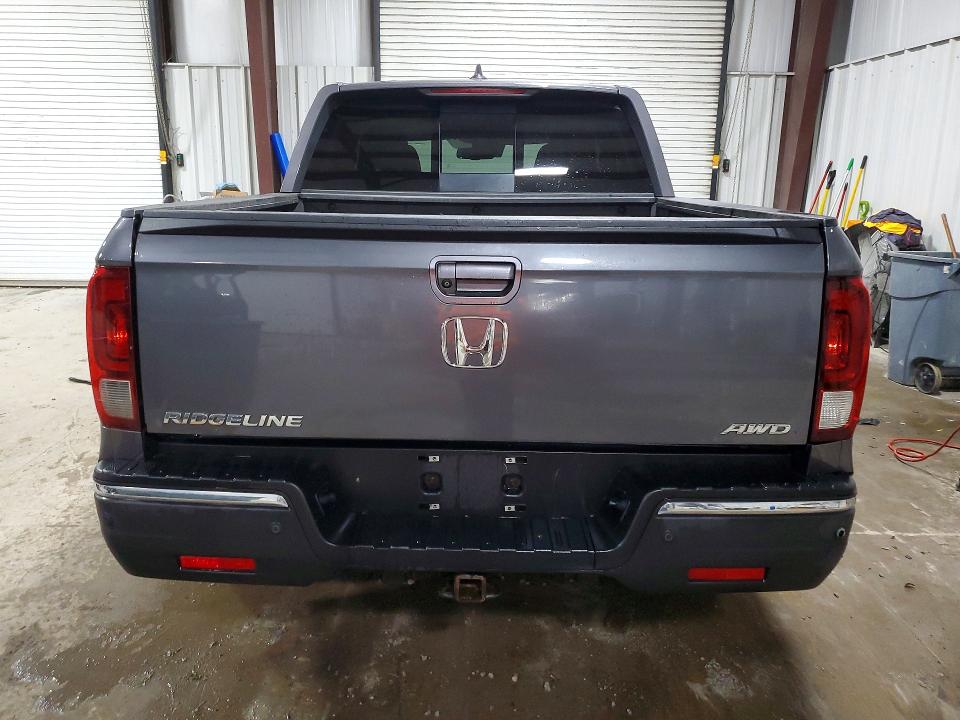 2018 Honda Ridgeline მანქანა იყიდება აუქციონზე, vin: 5FPYK3F72JB000319, აუქციონის ნომერი: 68620916