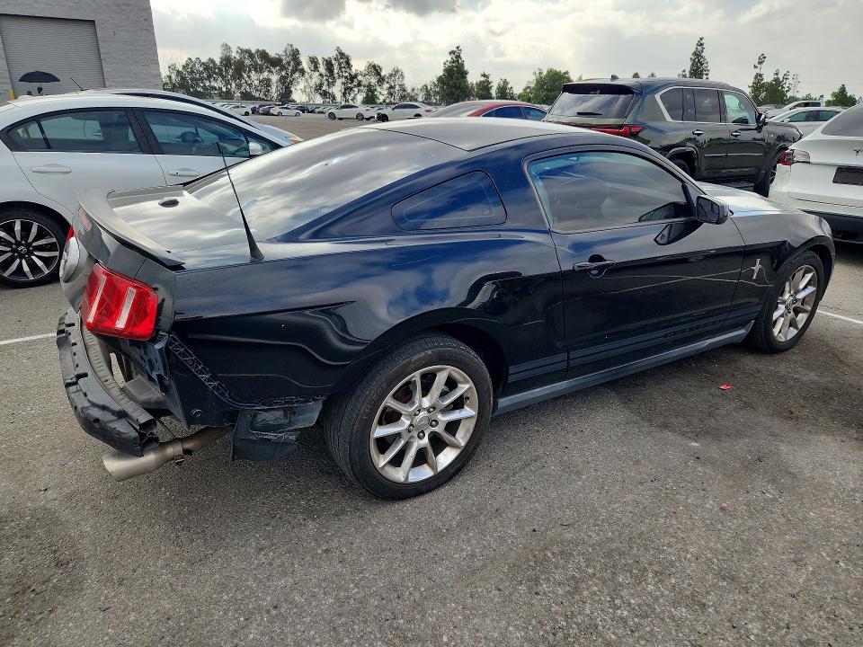 69108826 :رقم المزاد ، 1ZVBP8AM0B5103409 vin ، 2011 Ford Mustang مزاد بيع