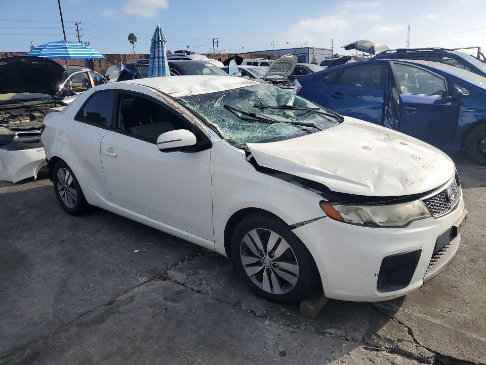 71060846 :رقم المزاد ، KNAFU6A22D5709388 vin ، 2013 Kia Forte Koup مزاد بيع