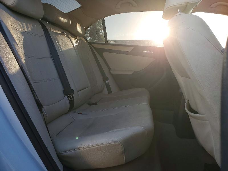 Продажа на аукционе авто 2012 Volkswagen Jetta, vin: 3VWBP7AJXCM002812, номер лота: 68571786