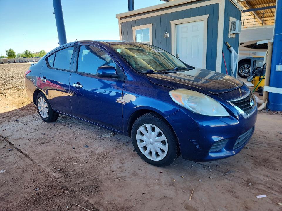 69034076 :رقم المزاد ، 3N1CN7AP6EL832264 vin ، 2014 Nissan Versa مزاد بيع