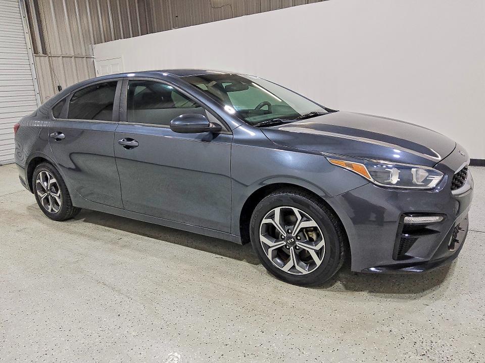 2019 Kia Forte მანქანა იყიდება აუქციონზე, vin: 3KPF24ADXKE011806, აუქციონის ნომერი: 66740076