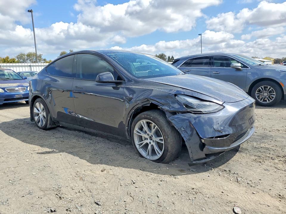 Продаж на аукціоні авто 2024 Tesla Model Y, vin: 7SAYGAEE1RF084761, номер лоту: 68089166