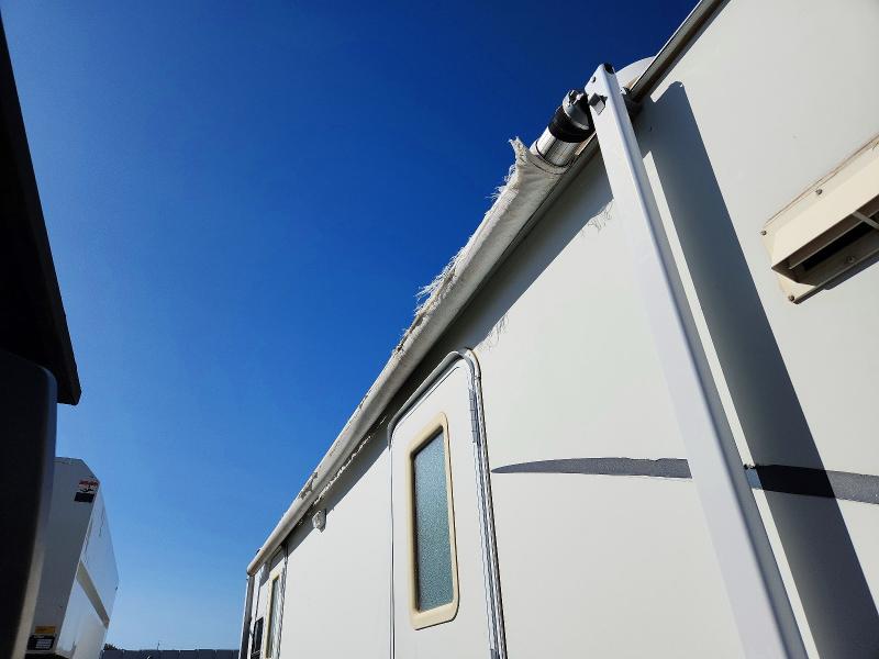 2004 Trailer Travel Tra მანქანა იყიდება აუქციონზე, vin: 4WY200N2941057385, აუქციონის ნომერი: 68325336