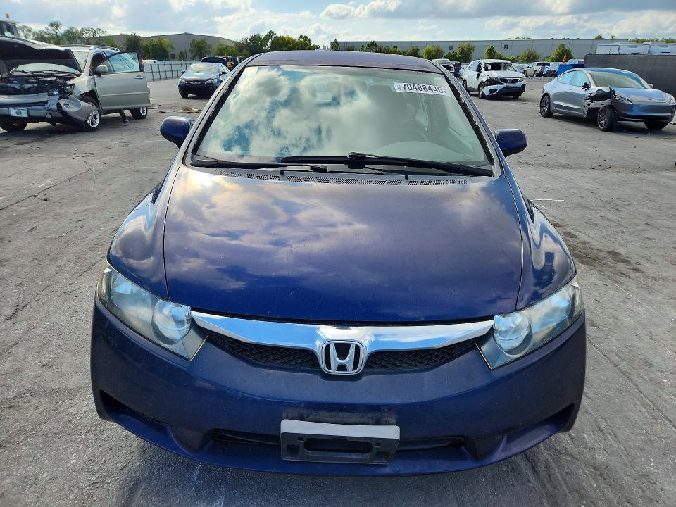 70488446 :رقم المزاد ، 19XFA1F56AE012422 vin ، 2010 Honda Civic مزاد بيع