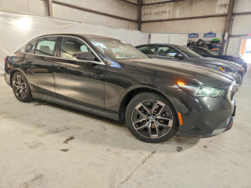 68596176 :رقم المزاد ، WBA53FJ09TCV72571 vin ، 2026 Bmw 530 مزاد بيع
