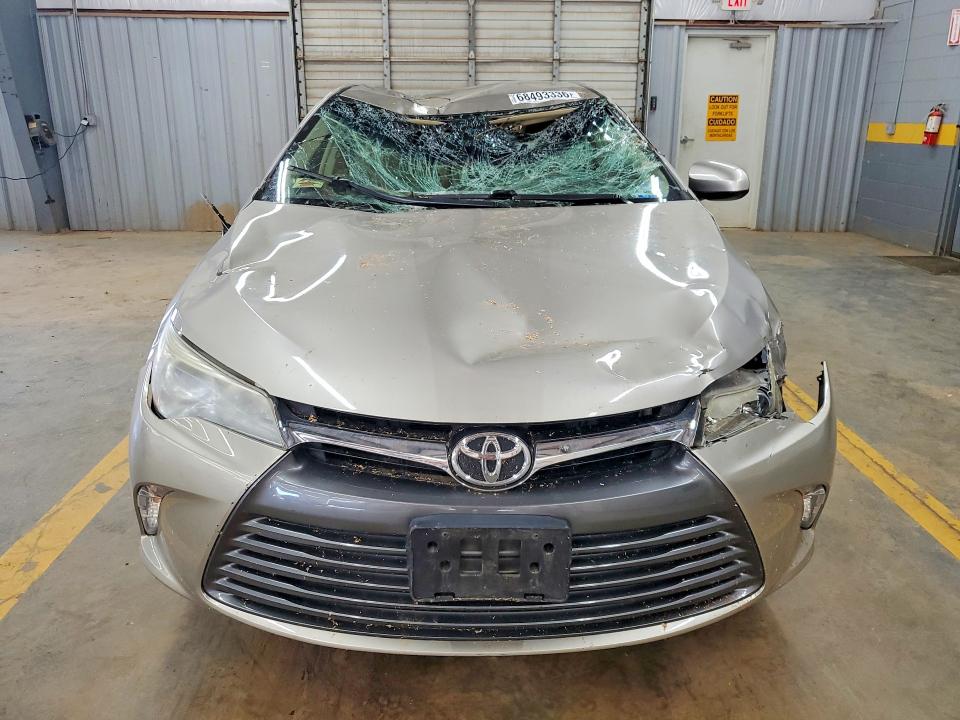 Продажа на аукционе авто 2016 Toyota Camry, vin: 4T4BF1FK7GR576713, номер лота: 68493336