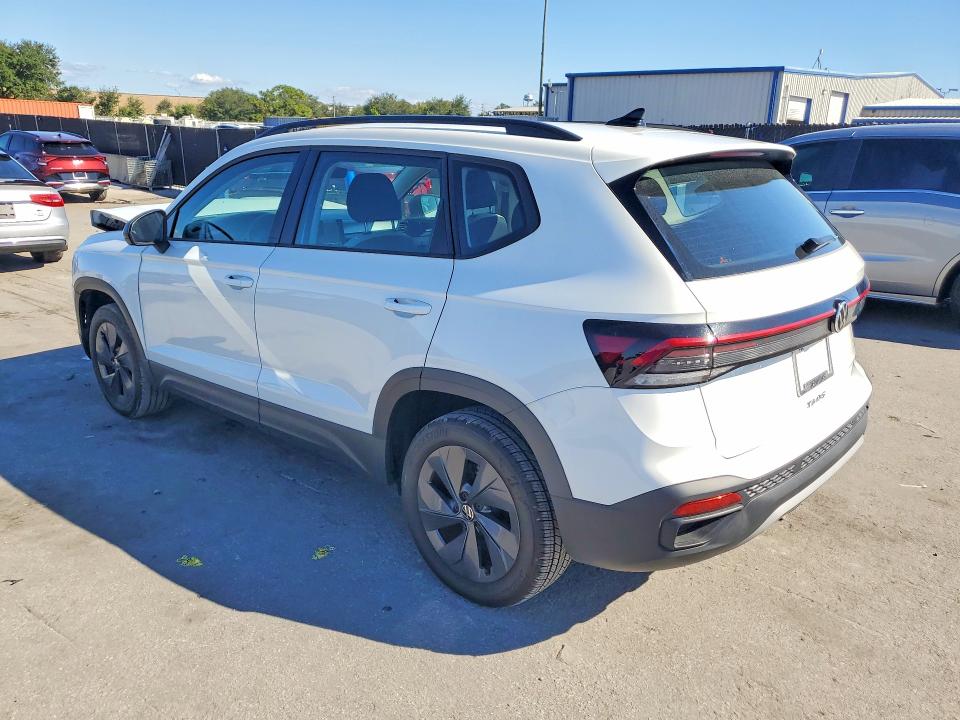 70642306 :رقم المزاد ، 3VV5C7B22SM066765 vin ، 2025 Volkswagen Taos مزاد بيع