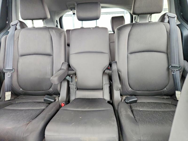 70745516 :رقم المزاد ، 5FNRL6H5XJB033334 vin ، 2018 Honda Odyssey مزاد بيع