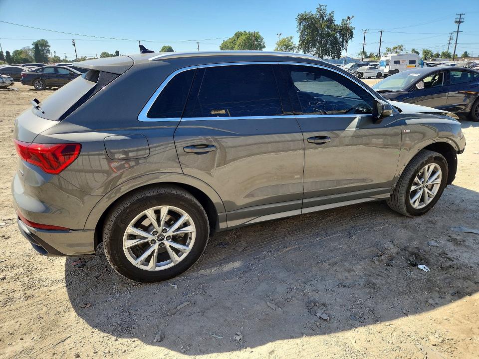 Продаж на аукціоні авто 2021 Audi Q3, vin: WA1DECF35M1148290, номер лоту: 70108646