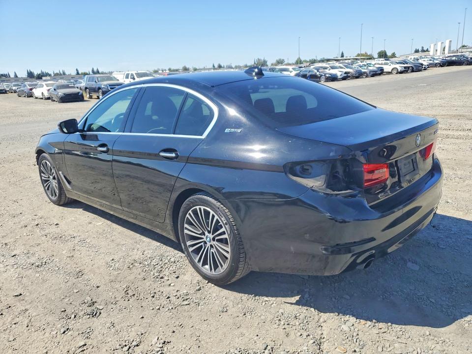 68241196 :رقم المزاد ، WBAJA9C55JG623116 vin ، 2018 Bmw 530e مزاد بيع