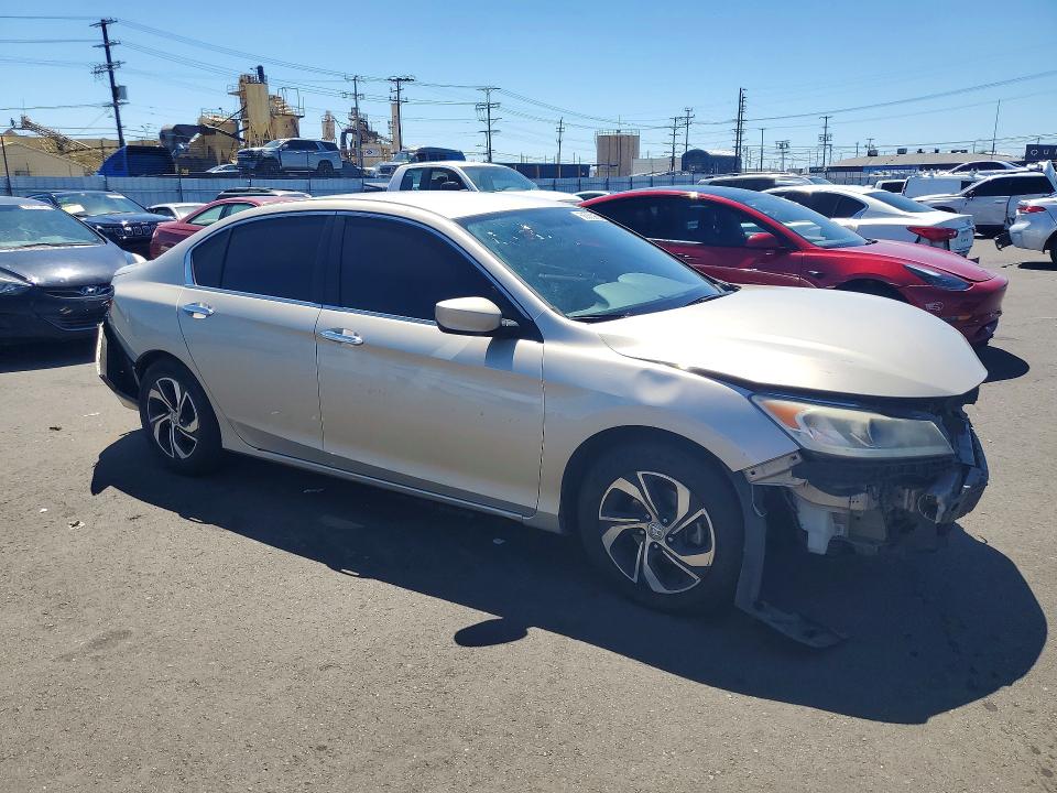 68386966 :رقم المزاد ، 1HGCR2F30HA218396 vin ، 2017 Honda Accord مزاد بيع