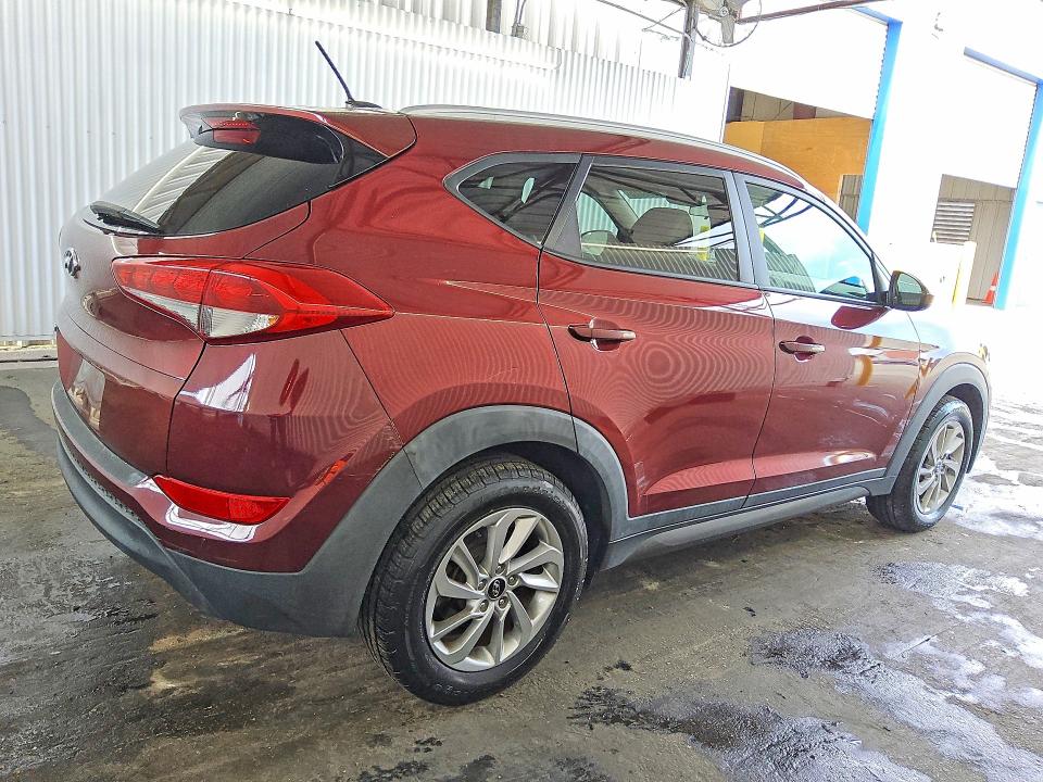 2016 Hyundai Tucson მანქანა იყიდება აუქციონზე, vin: KM8J33A42GU062643, აუქციონის ნომერი: 71098316