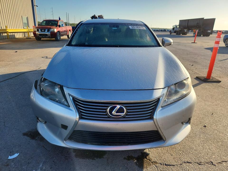69140416 :رقم المزاد ، JTHBW1GG4D2016694 vin ، 2013 Lexus Es مزاد بيع