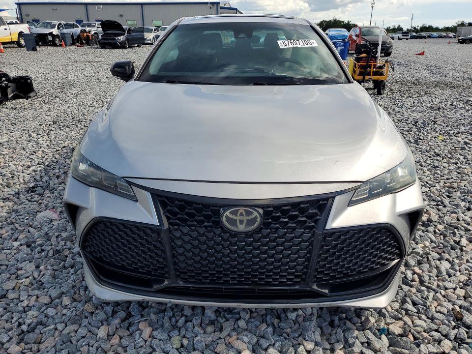 2019 Toyota Avalon მანქანა იყიდება აუქციონზე, vin: 4T1BZ1FB2KU023008, აუქციონის ნომერი: 67697106