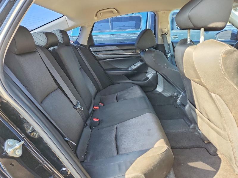 Продаж на аукціоні авто 2018 Honda Accord, vin: 1HGCV1F19JA266408, номер лоту: 69424086