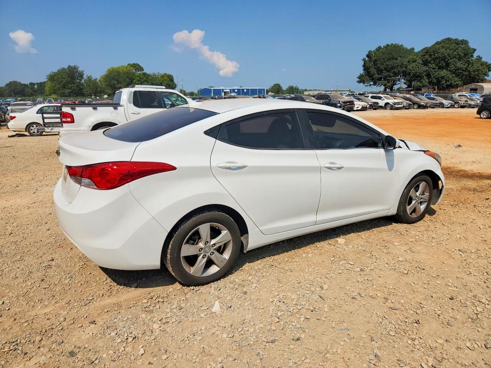 2013 Hyundai Elantra მანქანა იყიდება აუქციონზე, vin: 5NPDH4AE9DH276651, აუქციონის ნომერი: 67852486
