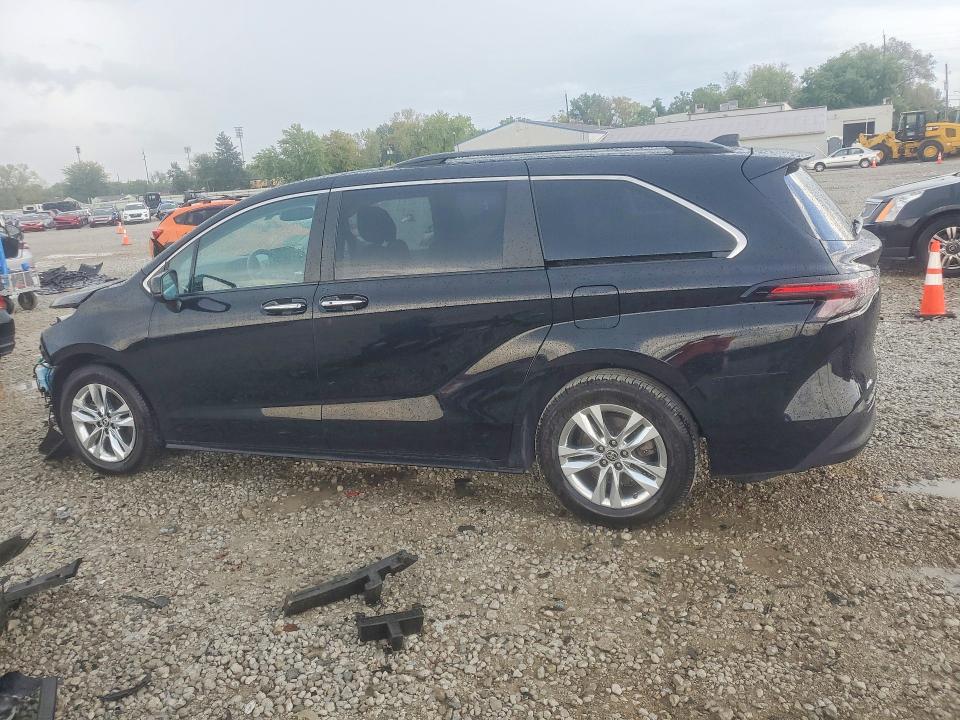 69494906 :رقم المزاد ، 5TDJSKFC2PS091176 vin ، 2023 Toyota Sienna مزاد بيع