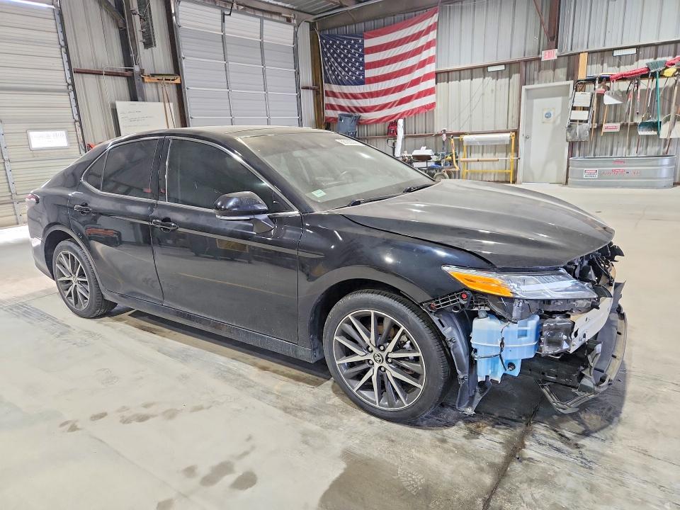 68183026 :رقم المزاد ، 4T1F11BK5PU088117 vin ، 2023 Toyota Camry مزاد بيع