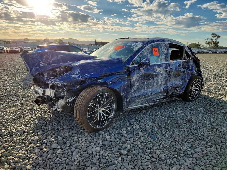 Продажа на аукционе авто 2023 Porsche Macan, vin: WP1AA2A5XPLB11783, номер лота: 68153076