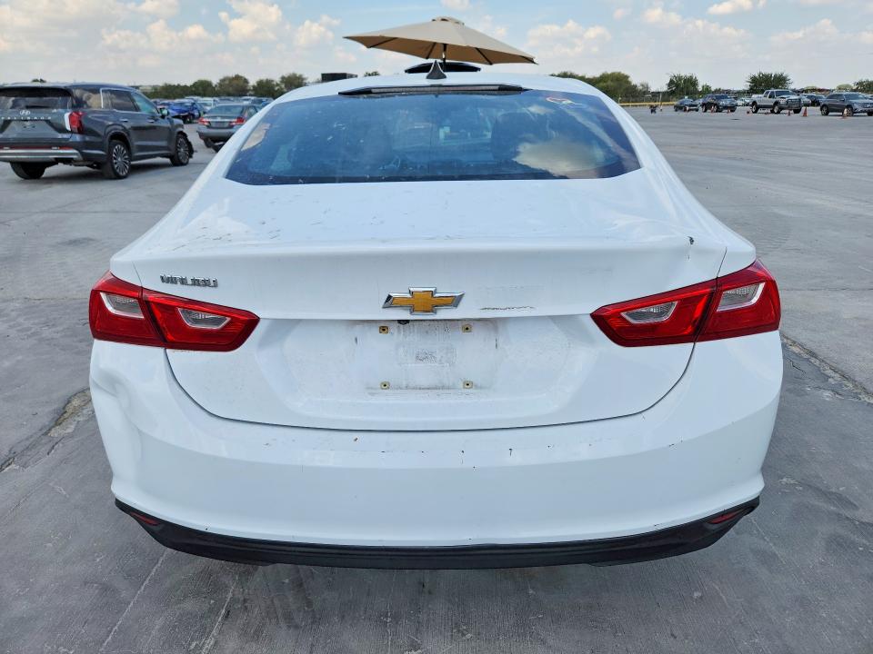 68893646 :رقم المزاد ، 1G1ZB5ST8JF225831 vin ، 2018 Chevrolet Malibu مزاد بيع