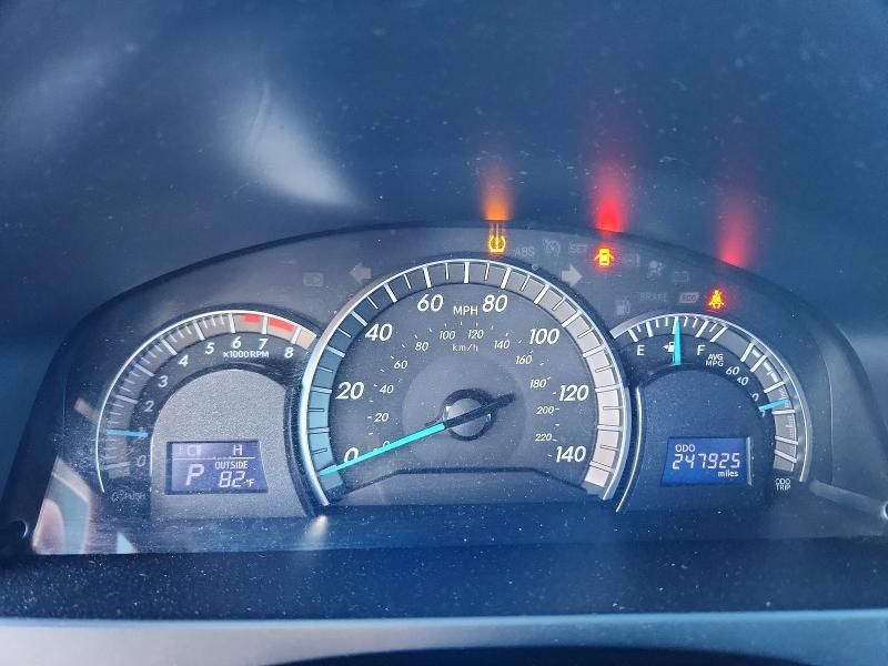 2014 Toyota Camry მანქანა იყიდება აუქციონზე, vin: 4T1BF1FK4EU812077, აუქციონის ნომერი: 68617416