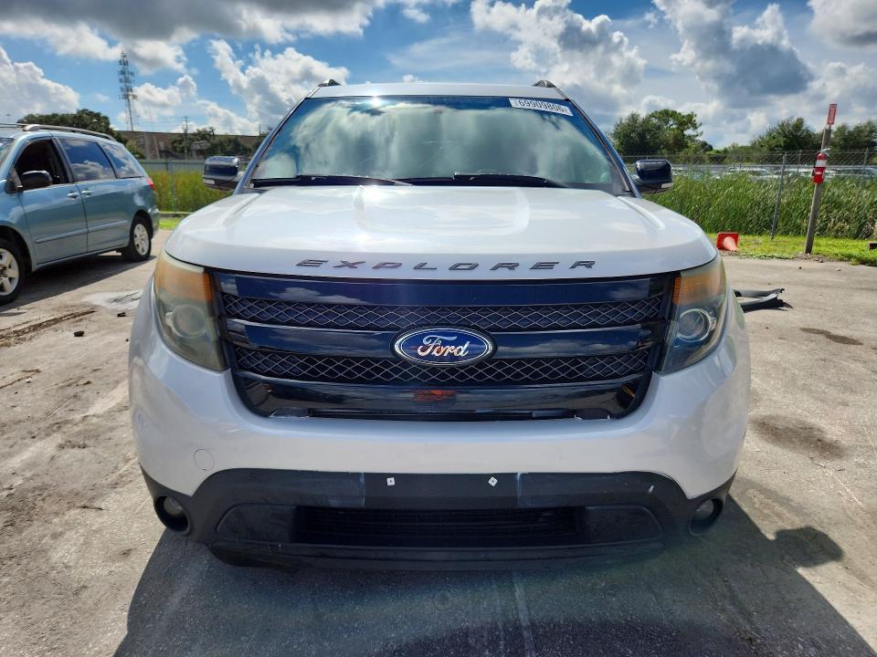 69909806 :رقم المزاد ، 1FM5K8GT8EGB88629 vin ، 2014 Ford Explorer مزاد بيع