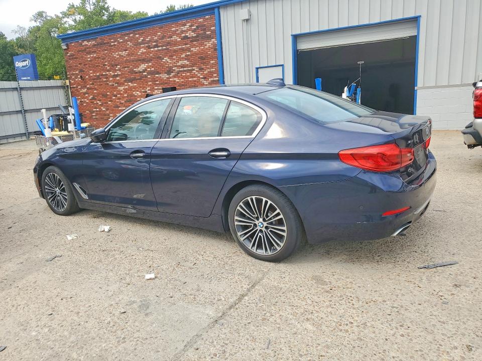 69637476 :رقم المزاد ، WBAJE7C31HG888648 vin ، 2017 Bmw 540 مزاد بيع