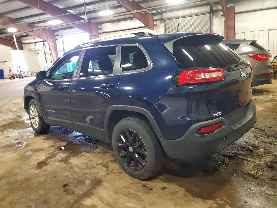 68202946 :رقم المزاد ، 1C4PJLCB8GW293759 vin ، 2016 Jeep Cherokee مزاد بيع