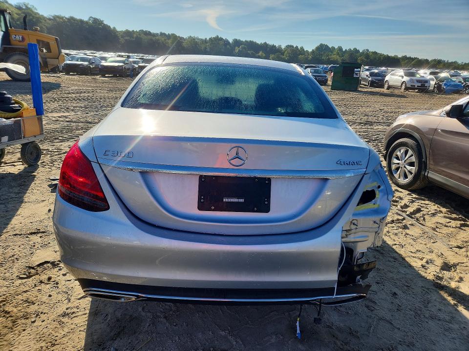 67301656 :رقم المزاد ، W1KWF8EB8LR596837 vin ، 2020 Mercedes-benz C مزاد بيع