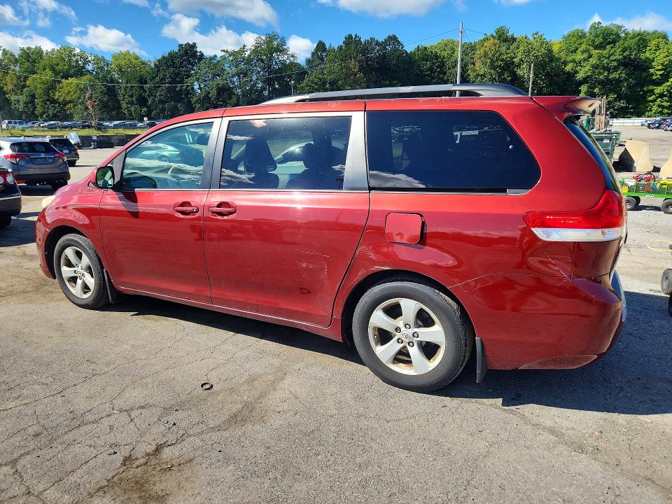 Aukcja sprzedaży 2011 Toyota Sienna, vin: 5TDKK3DC1BS106790, numer aukcji: 68096706