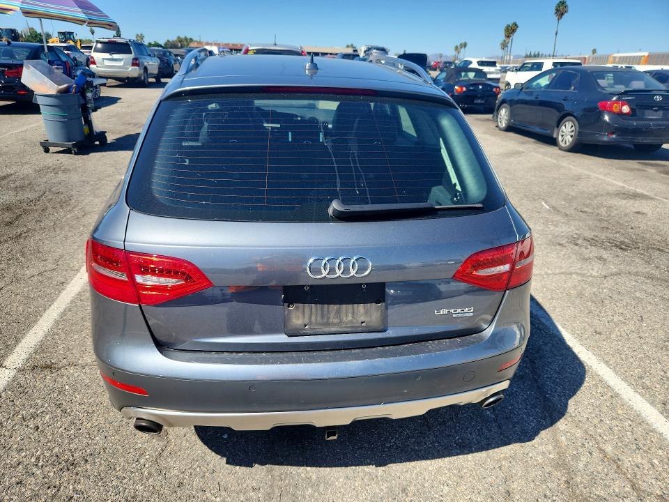 Продажа на аукционе авто 2013 Audi A4 Allroad, vin: WA1UFAFL8DA147992, номер лота: 70567946