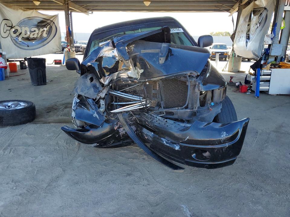 2004 Dodge Ram 1500 მანქანა იყიდება აუქციონზე, vin: 1D7HA18D04J206437, აუქციონის ნომერი: 70928706