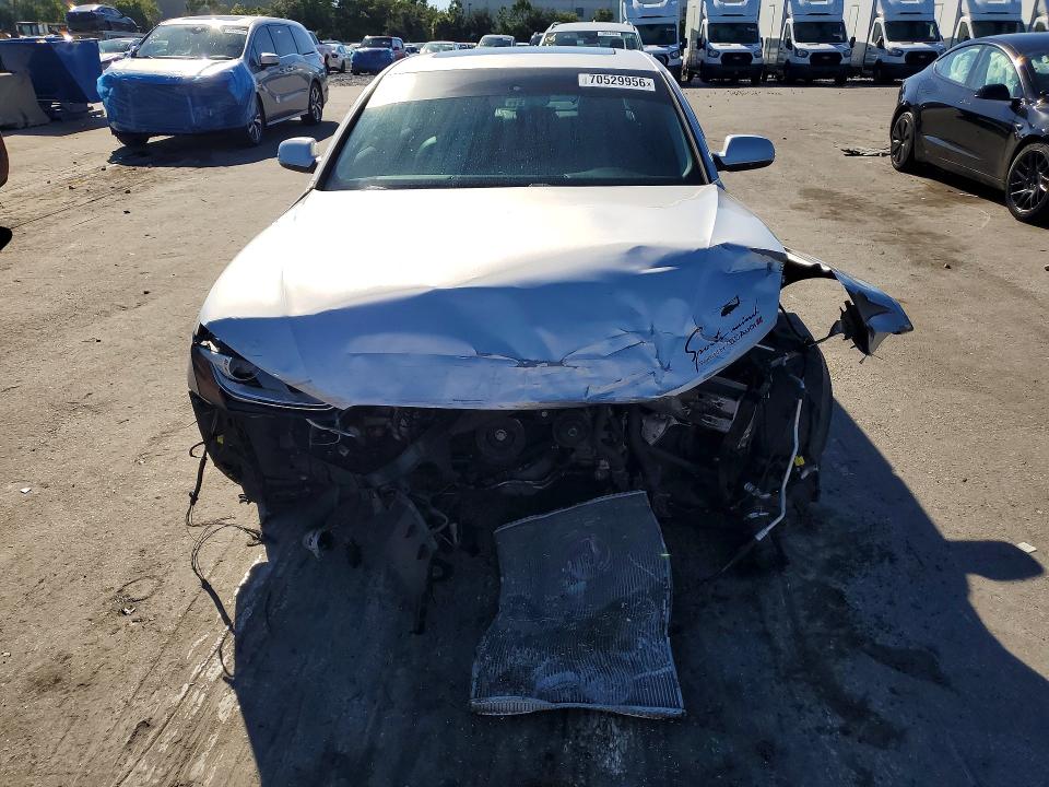Продажа на аукционе авто 2013 Audi A4, vin: WAUBFAFLXDA161919, номер лота: 70529956