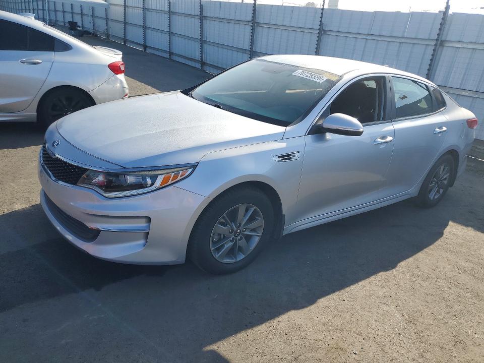 70728326 :رقم المزاد ، 5XXGT4L11GG070844 vin ، 2016 Kia Optima مزاد بيع