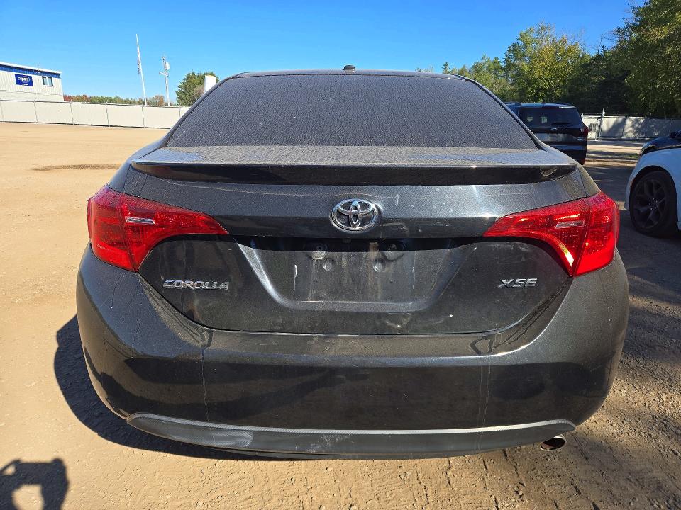 Продажа на аукционе авто 2018 Toyota Corolla, vin: 2T1BURHE8JC985558, номер лота: 69790556