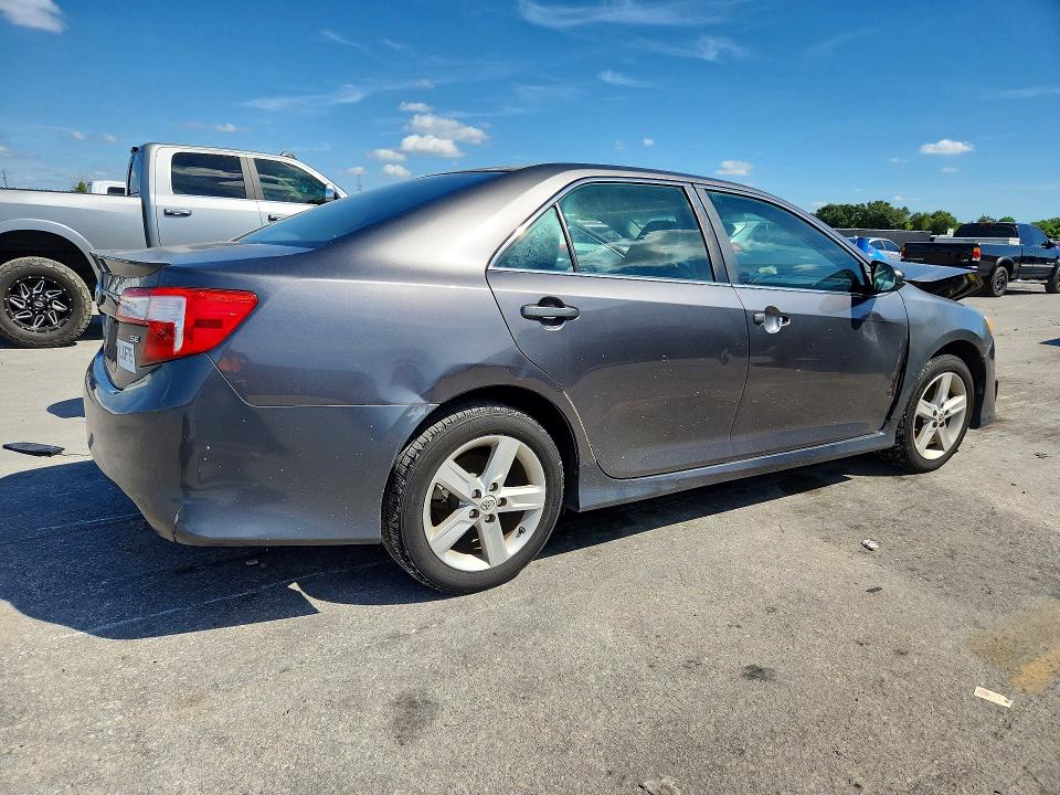 70460176 :رقم المزاد ، 4T1BF1FK6DU280474 vin ، 2013 Toyota Camry مزاد بيع