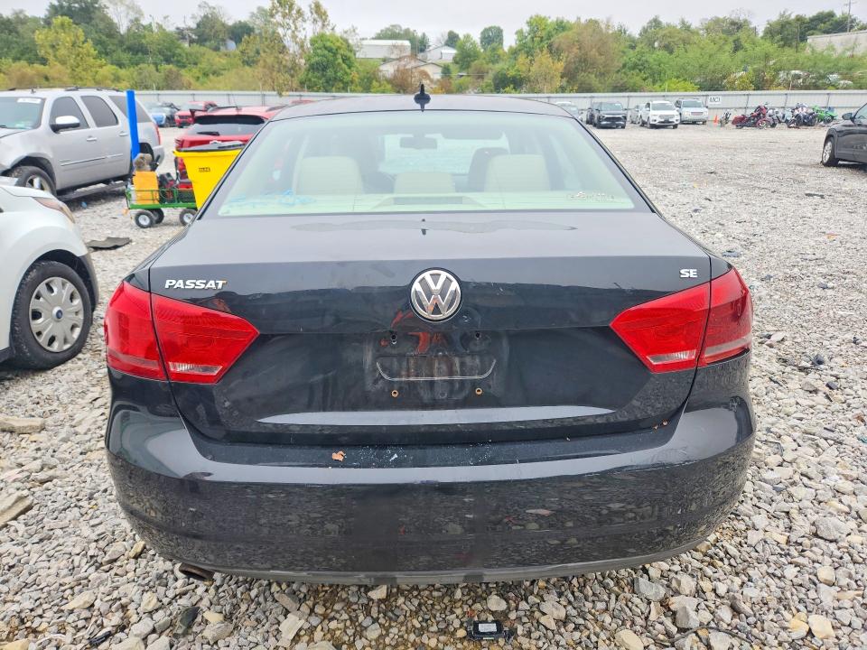 70264336 :رقم المزاد ، 1VWBP7A31CC037628 vin ، 2012 Volkswagen Passat مزاد بيع