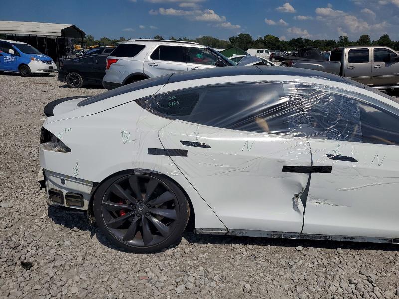Продажа на аукционе авто 2015 Tesla Model S, vin: 5YJSA1H22FFP74956, номер лота: 67170276