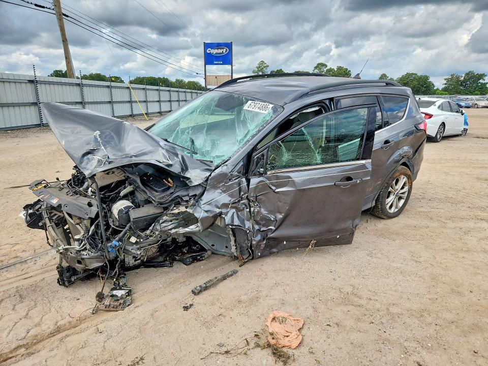 Продажа на аукционе авто 2018 Ford Escape, vin: 1FMCU0GD7JUB36609, номер лота: 67974886