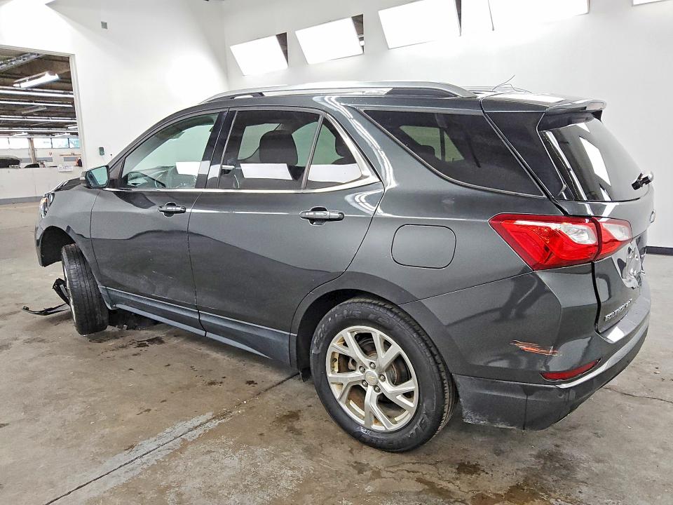 2018 Chevrolet Equinox მანქანა იყიდება აუქციონზე, vin: 2GNAXTEX8J6287322, აუქციონის ნომერი: 66787346