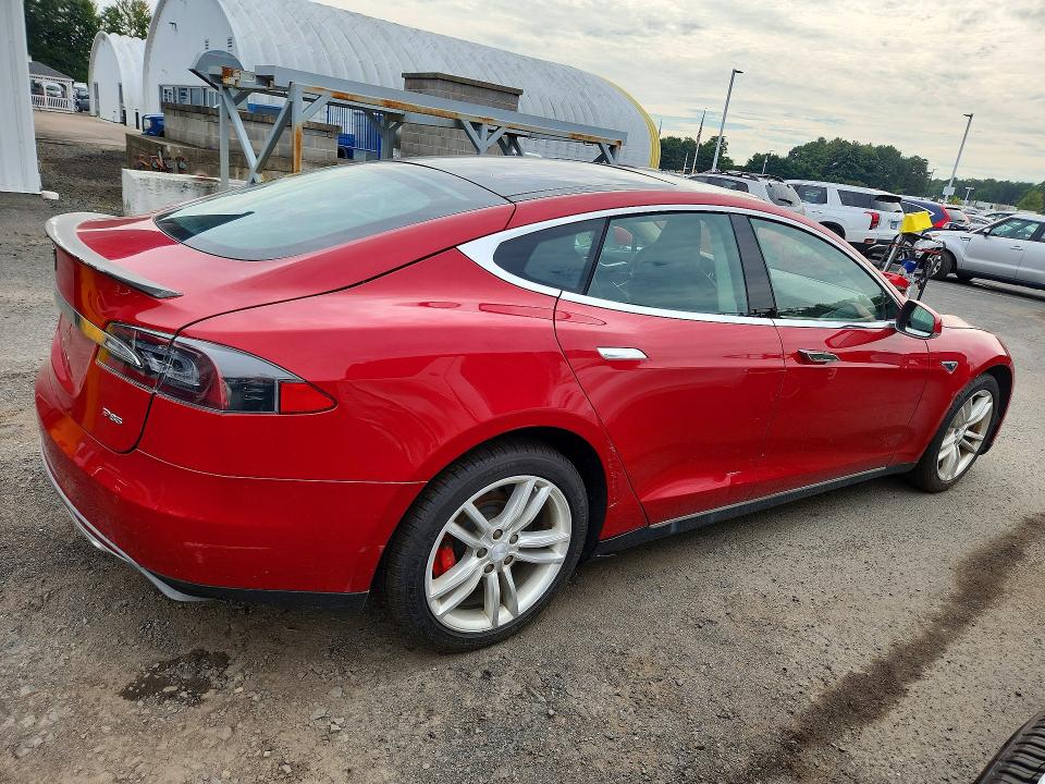 Продаж на аукціоні авто 2014 Tesla Model S, vin: 5YJSA1H17EFP31803, номер лоту: 67850586