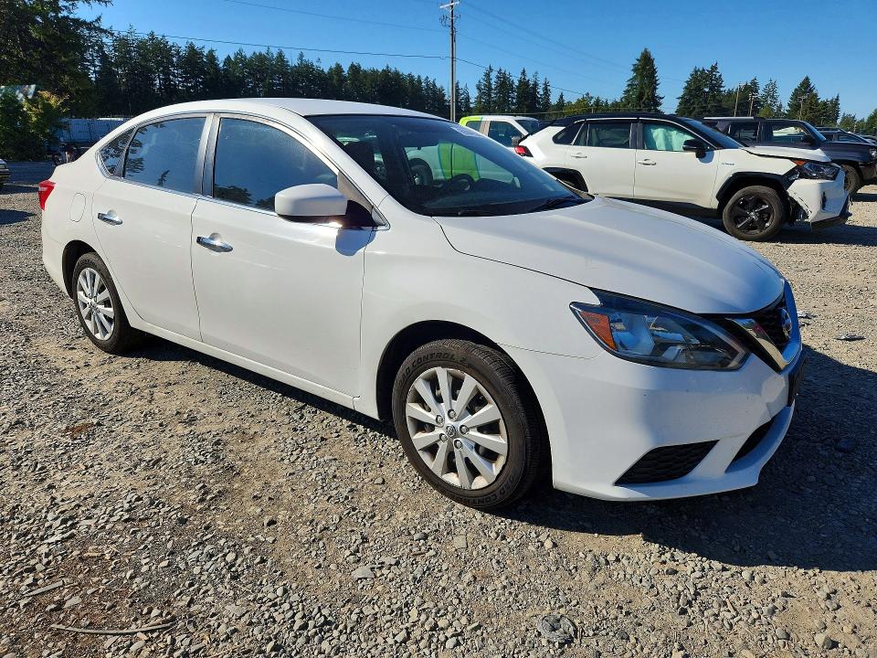 2017 Nissan Sentra მანქანა იყიდება აუქციონზე, vin: 3N1AB7AP7HY333822, აუქციონის ნომერი: 69049546