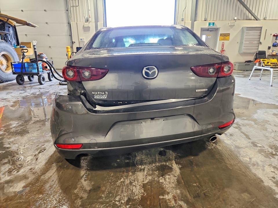 68485126 :رقم المزاد ، JM1BPABM0S1769380 vin ، 2025 Mazda 3 مزاد بيع