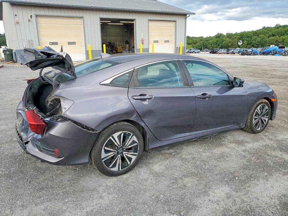 2017 Honda Civic მანქანა იყიდება აუქციონზე, vin: 19XFC1F32HE213947, აუქციონის ნომერი: 68600016