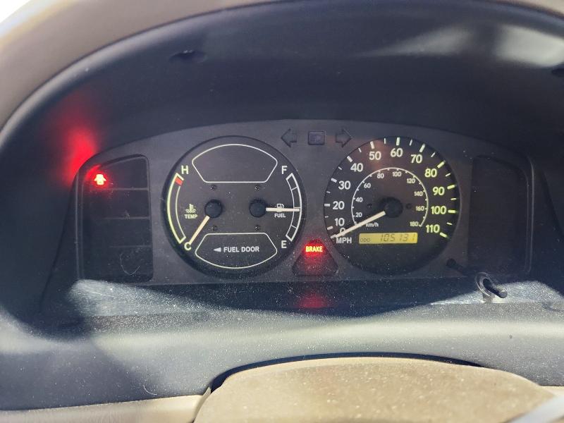 70113906 :رقم المزاد ، 2T1BR12E8YC371809 vin ، 2000 Toyota Corolla مزاد بيع
