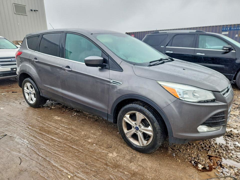 2014 Ford Escape მანქანა იყიდება აუქციონზე, vin: 1FMCU0GX3EUB46943, აუქციონის ნომერი: 69570506